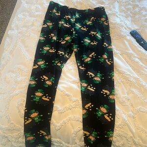 Large No Boundaries Leprechaun Leggings